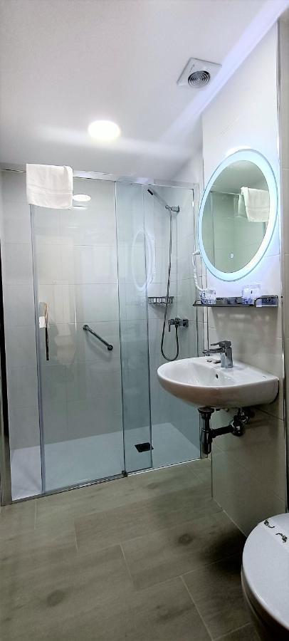 Hotel Vilagarcia Вілагарсія-де-Ароуса Екстер'єр фото